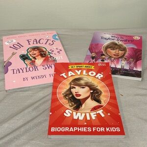 Taylor Swift Kids Biography Book Set of 3